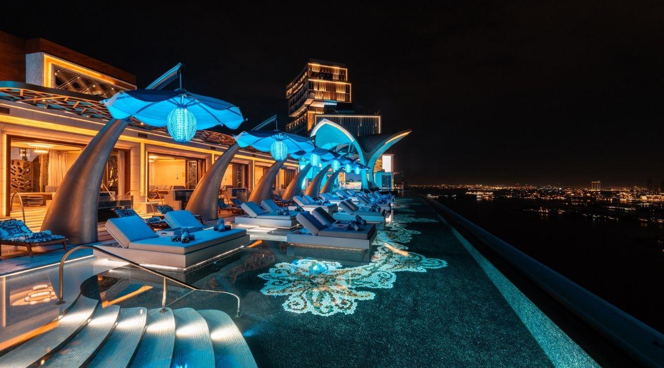 Atlantis The Royal Dubai: Night swim at Cloud 22’s Moonlight Sessions