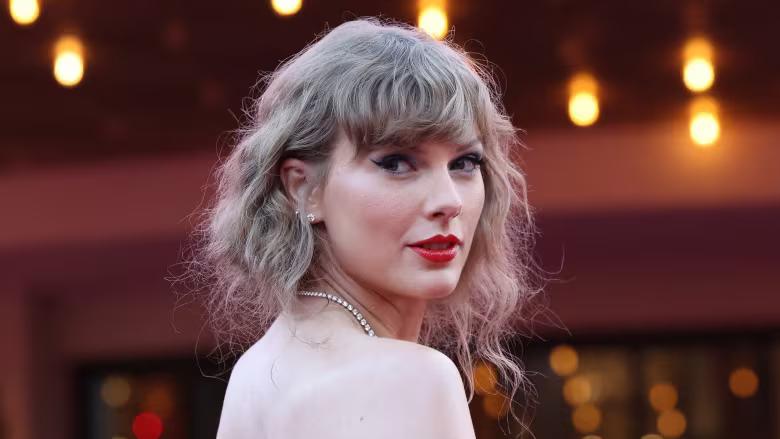 Taylor Swift drops surprise-double album “The Tortured Poets Department": 1.6mn copies sold in 1 day
